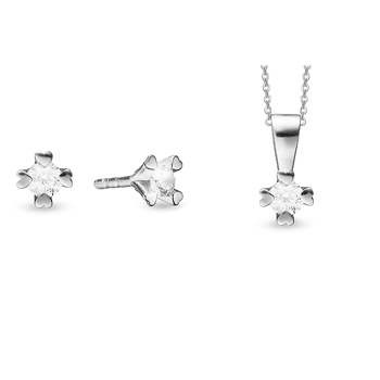 by Aagaard set, with a total of 0,30 ct diamonds Wesselton VS